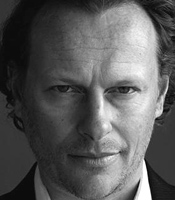 Neil Stuke | NMP Live