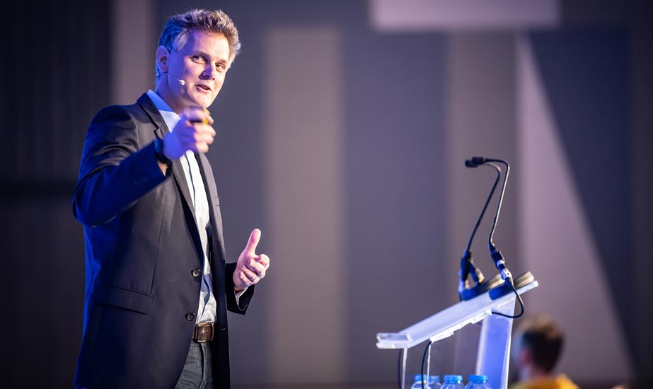 Caspar Craven Speaking