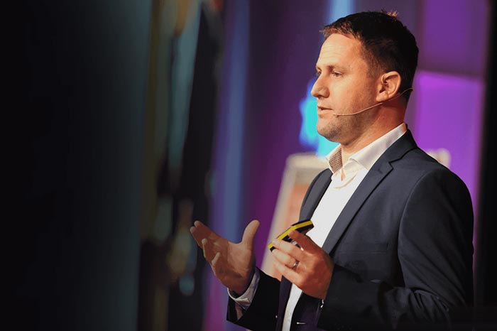 Damian Hughes sales kick off speaker